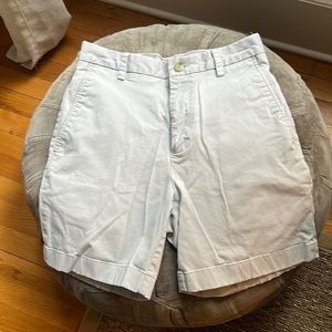 Men’s southern tide shorts NWOT beautiful condition!